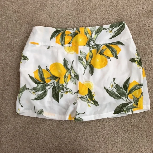 Moon river lemon print shorts - Picture 3 of 4